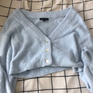 Kendall & Kylie blue sweater cropped